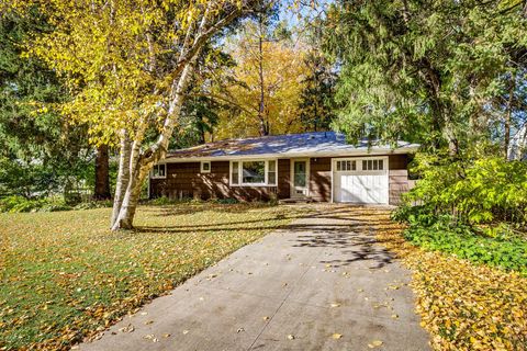 1953 Tatum Street Roseville MN 55113