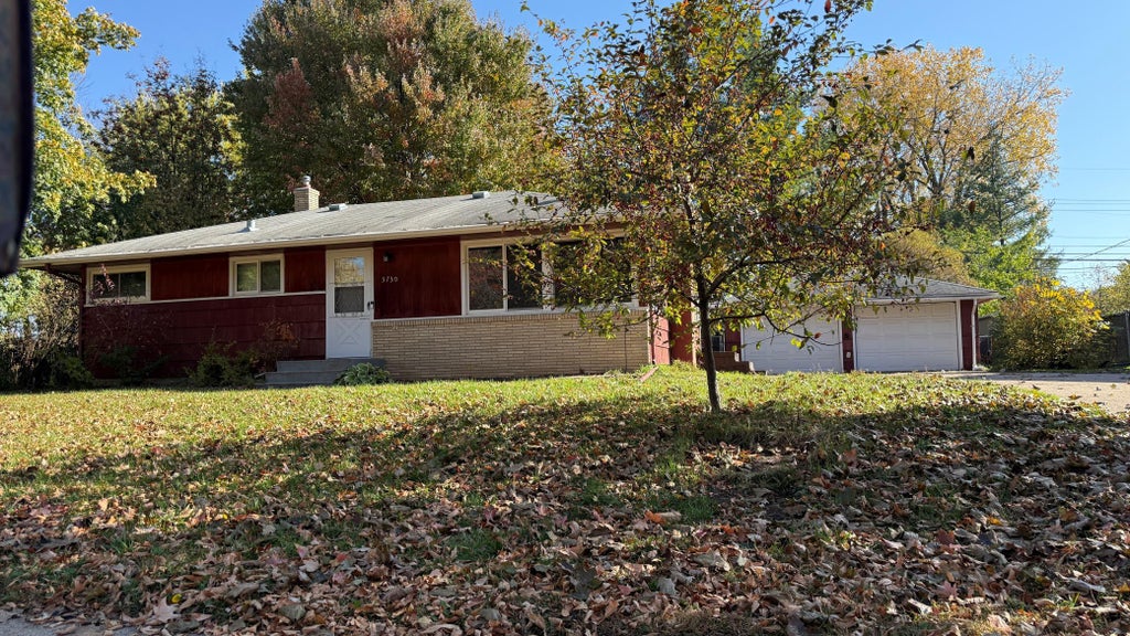 Photo of 3730 Cranbrook Drive, White Bear Lake, MN 55110 (MLS # 7163110)
