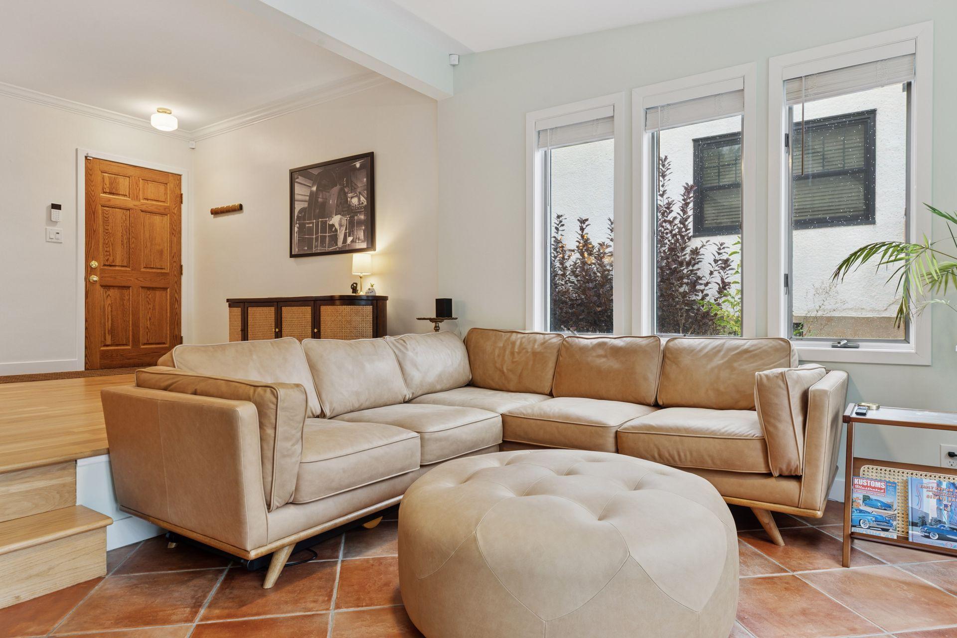 1846 Saunders Avenue