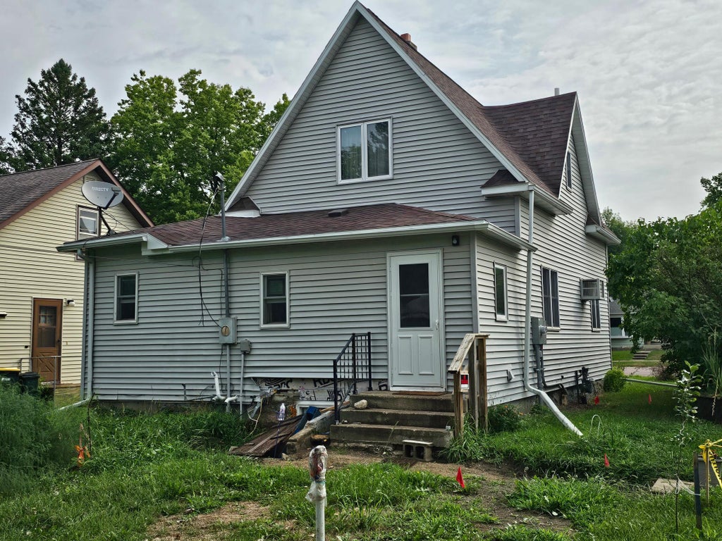 Photo of 510 S Main Street, Lamberton, MN 56152 (MLS # 7127040)