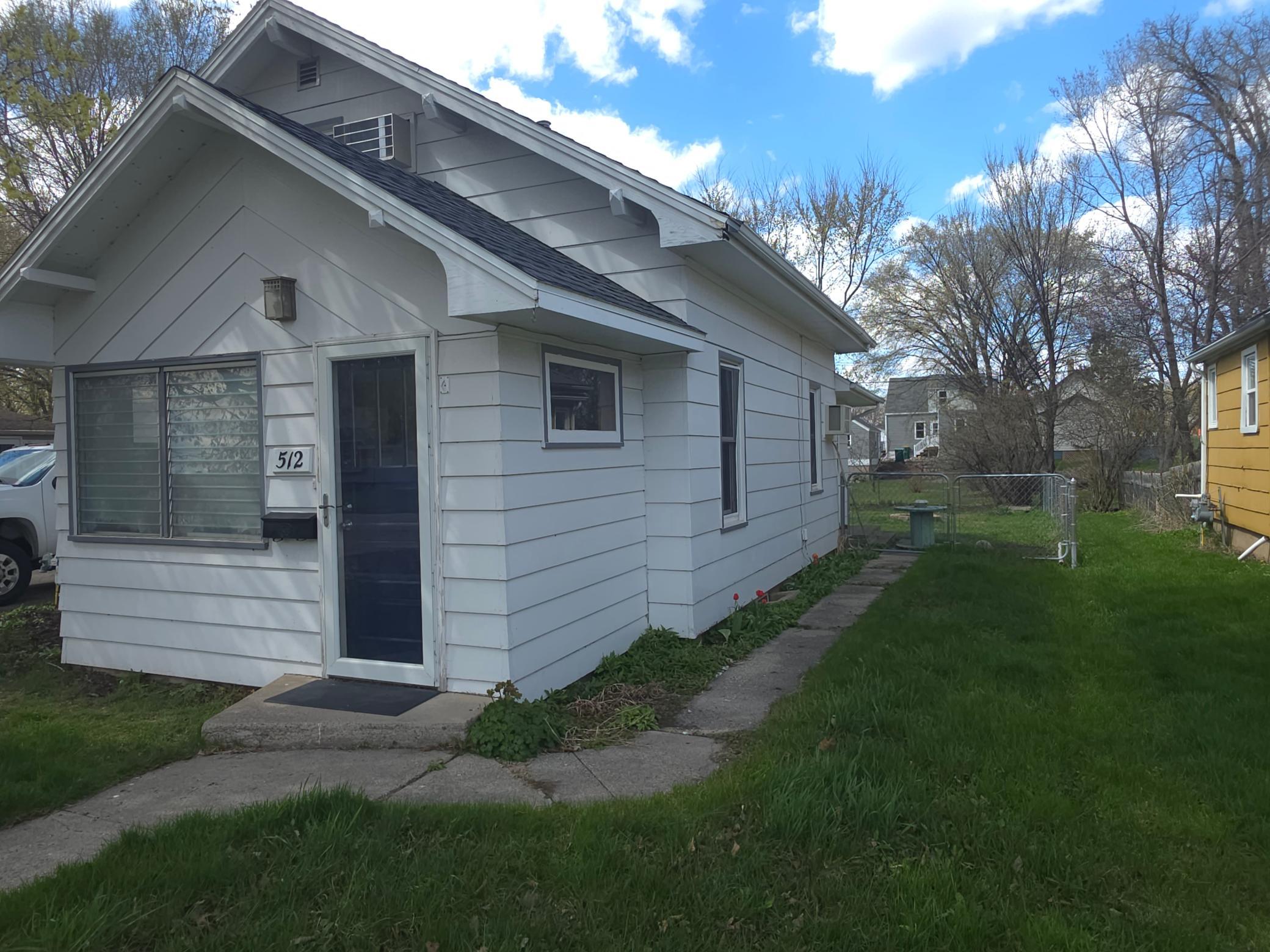 512 State Street W