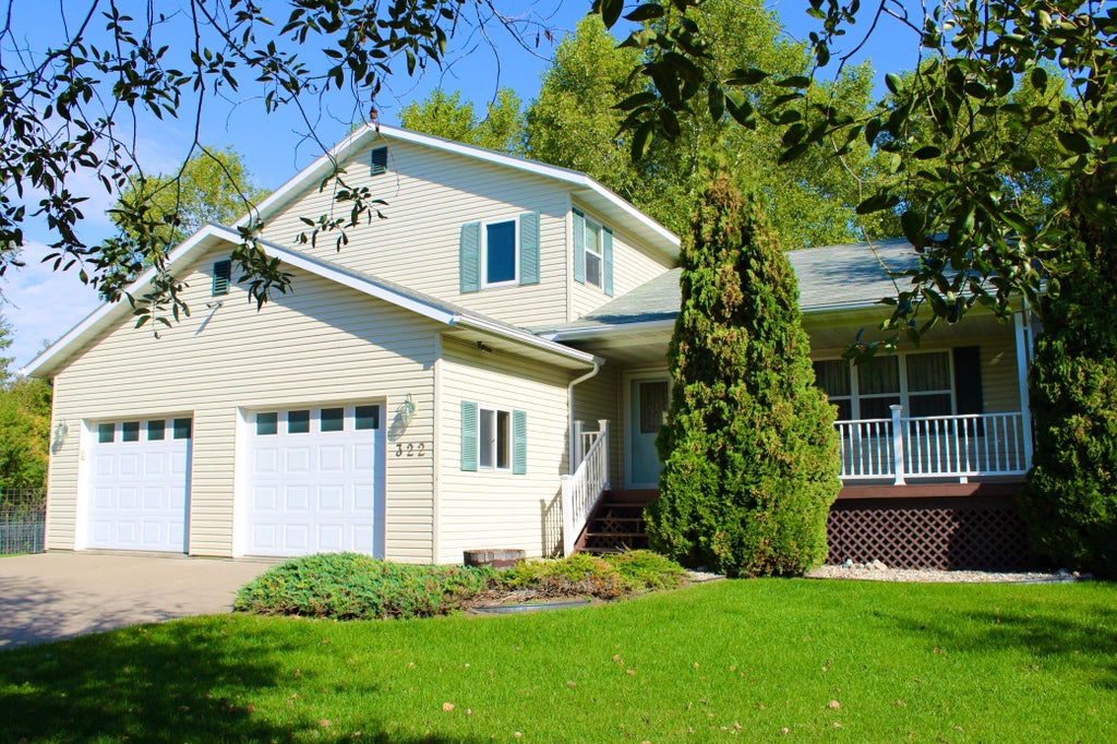 Photo of 322 Oriole Avenue N, Thief River Falls, MN 56701 (MLS # 7159376)