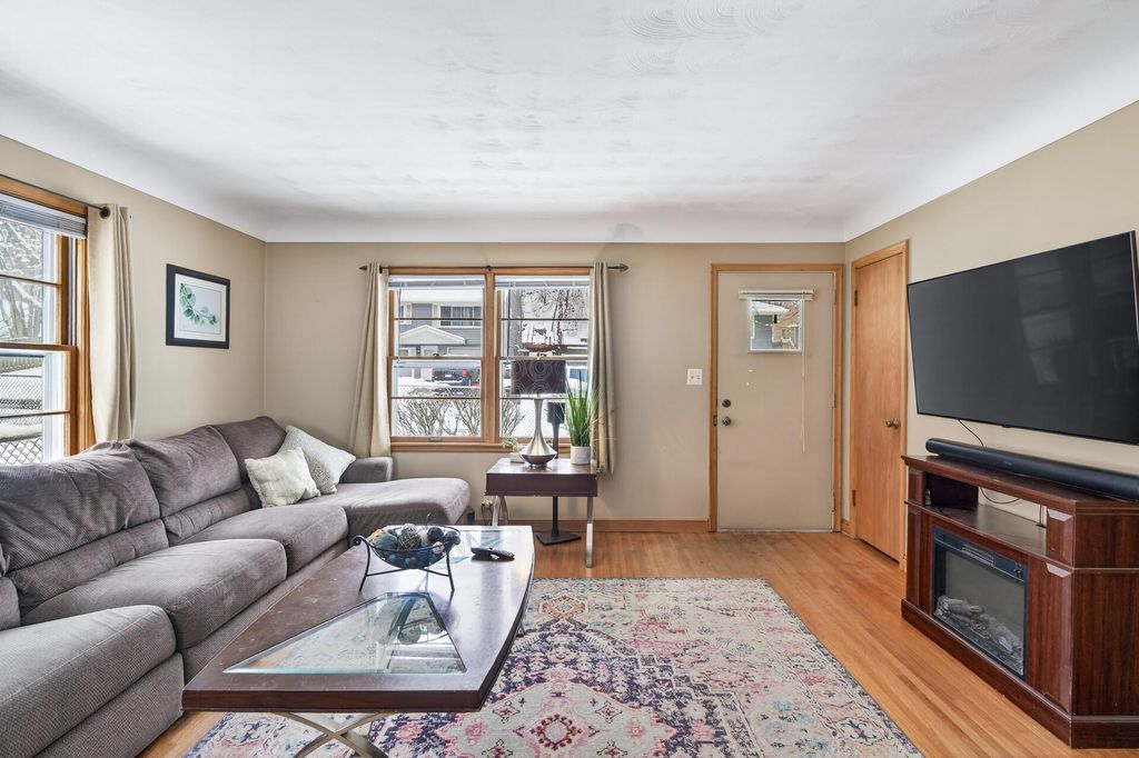 Photo of 749 8th Avenue S, South Saint Paul, MN 55075 (MLS # 7022314)