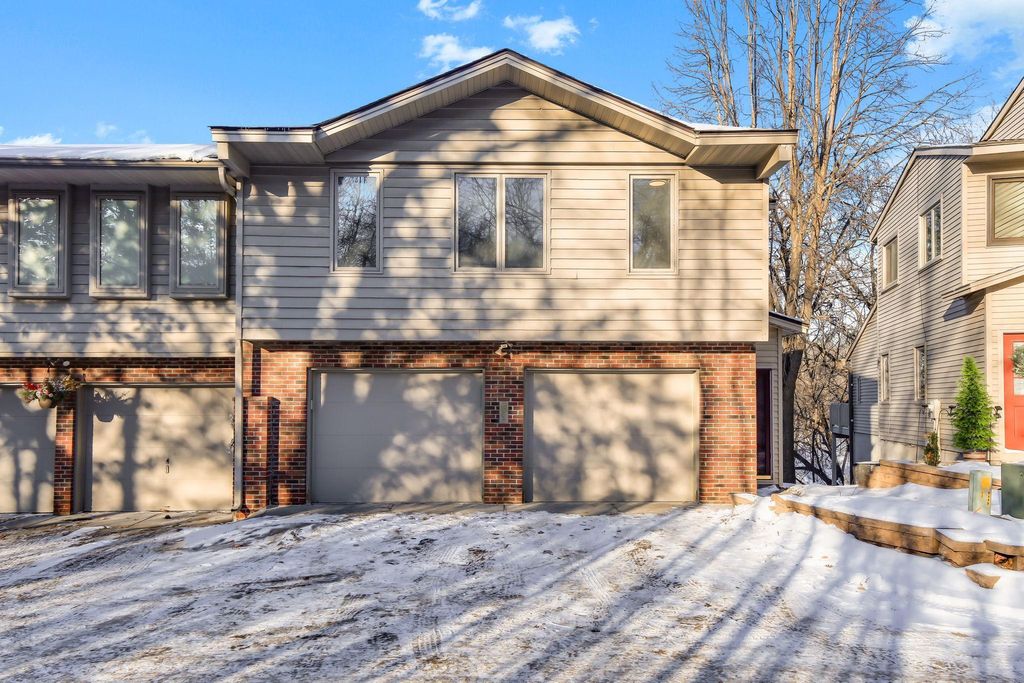 Photo of 51 Garden Drive, Burnsville, MN 55337 (MLS # 7013645)