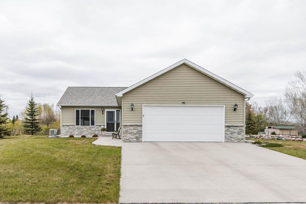 Photo of 953 Red Willow Drive, Frazee, MN 56544 (MLS # 7076725)
