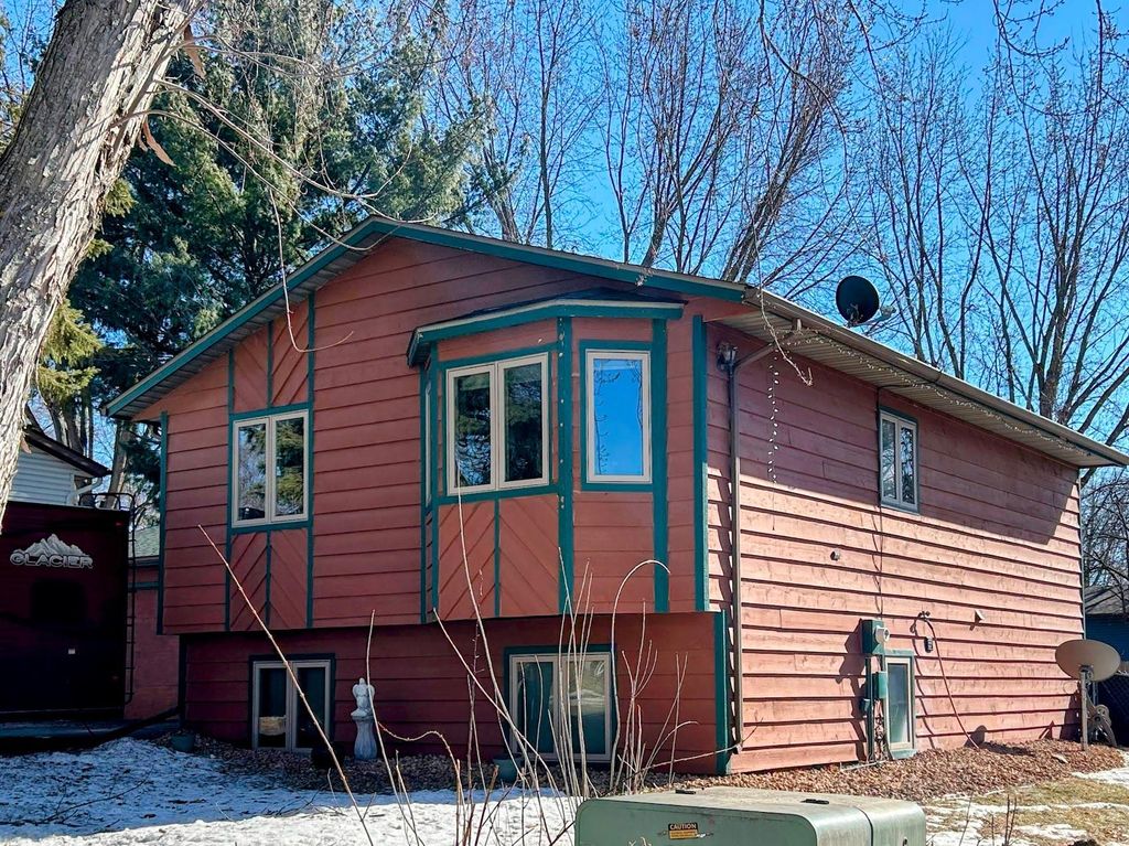 Photo of 720 12th Street N, Sauk Rapids, MN 56379 (MLS # 7025843)