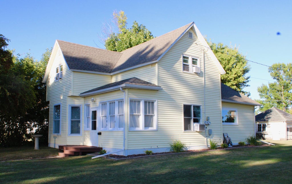 Photo of 105 Hamilton Avenue NE, Red Lake Falls, MN 56750 (MLS # 7139927)