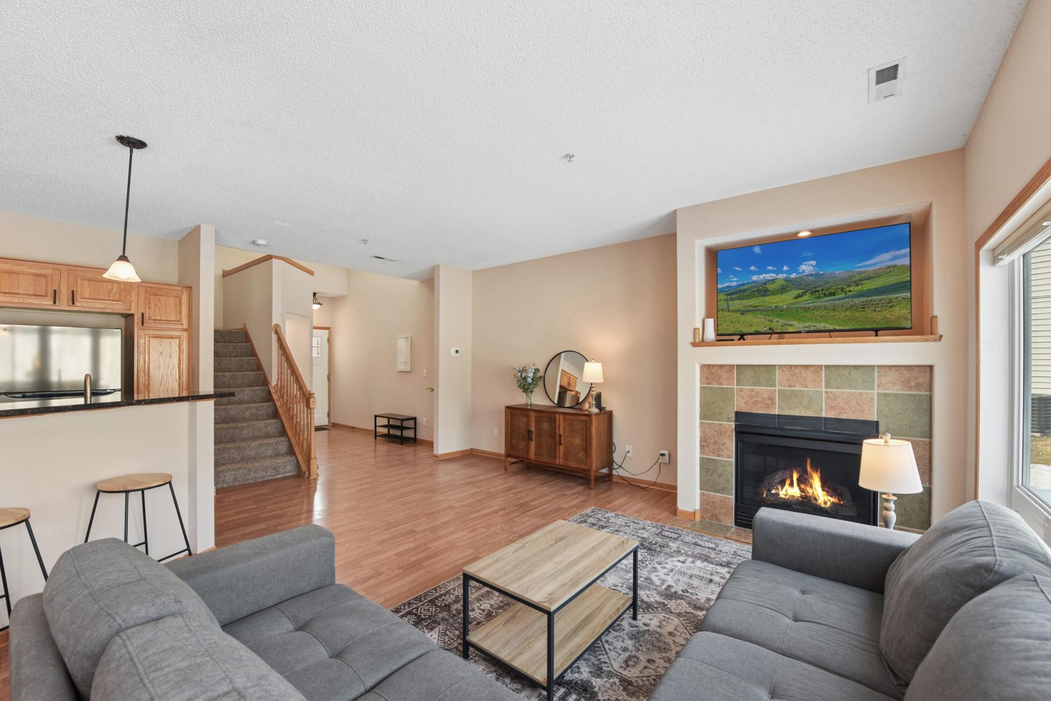 191 Larpenteur Avenue E A