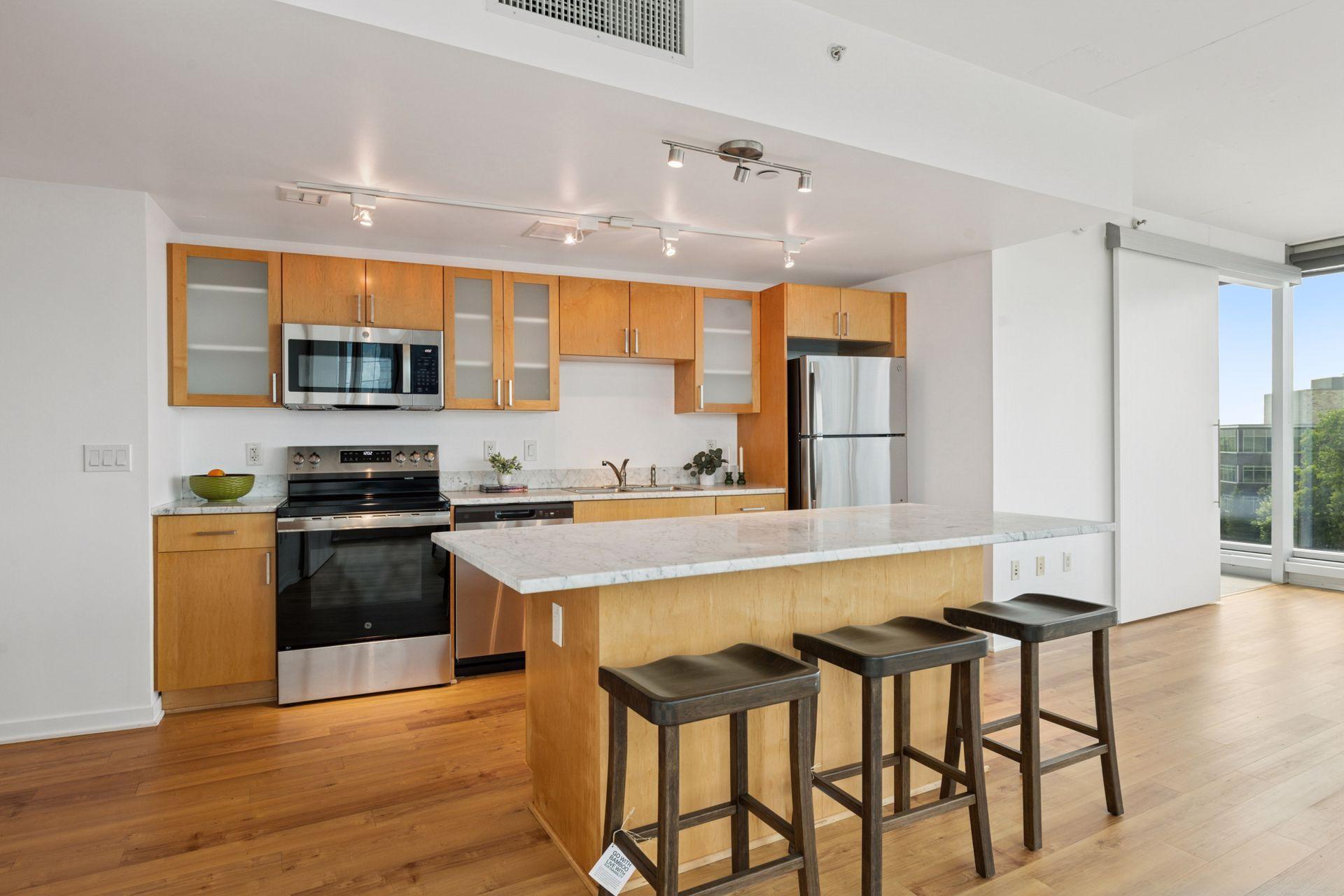 8161 33rd Avenue S 609