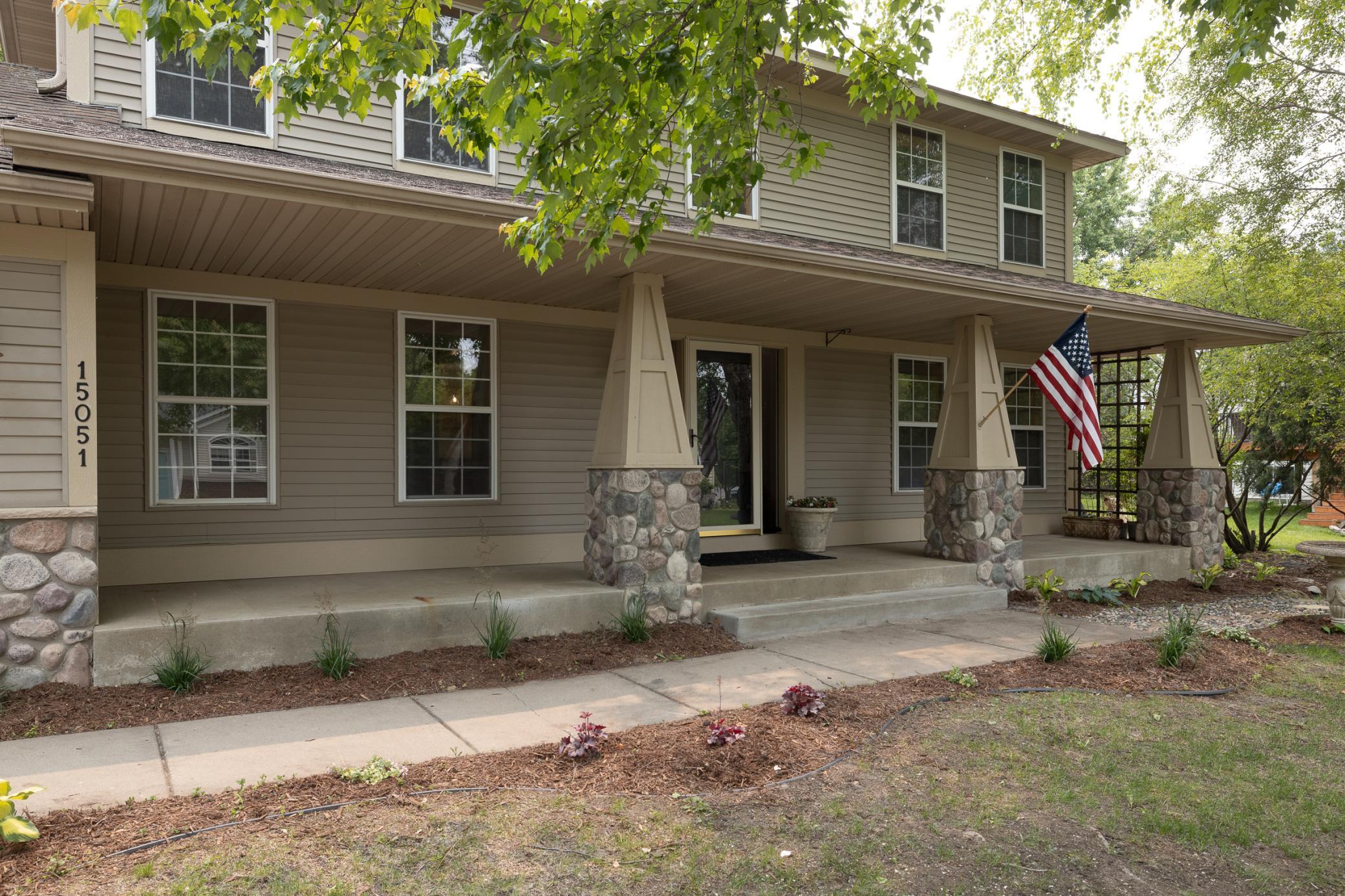 15051 Black Oak Road NE