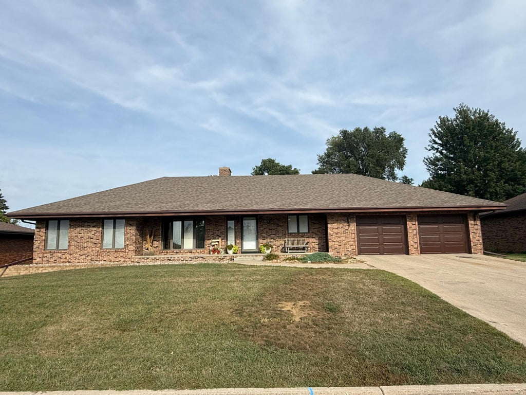 Photo of 611 Dugdale Avenue, Worthington, MN 56187 (MLS # 7135450)