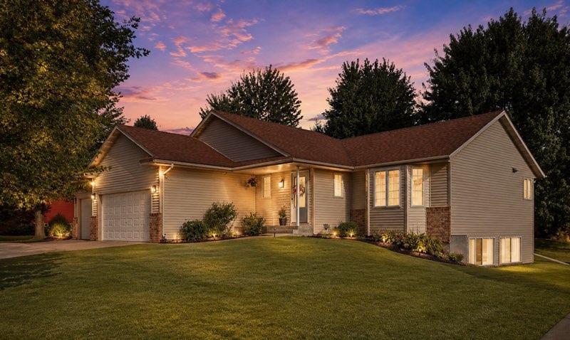 1210 Jadden Lane SE - Photo 2