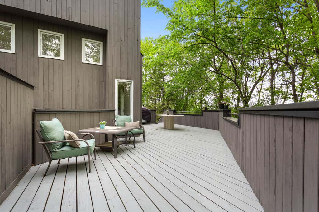 Photo of 2925 Minnehaha Curve, Minnetonka, MN 55391 (MLS # 7134893)