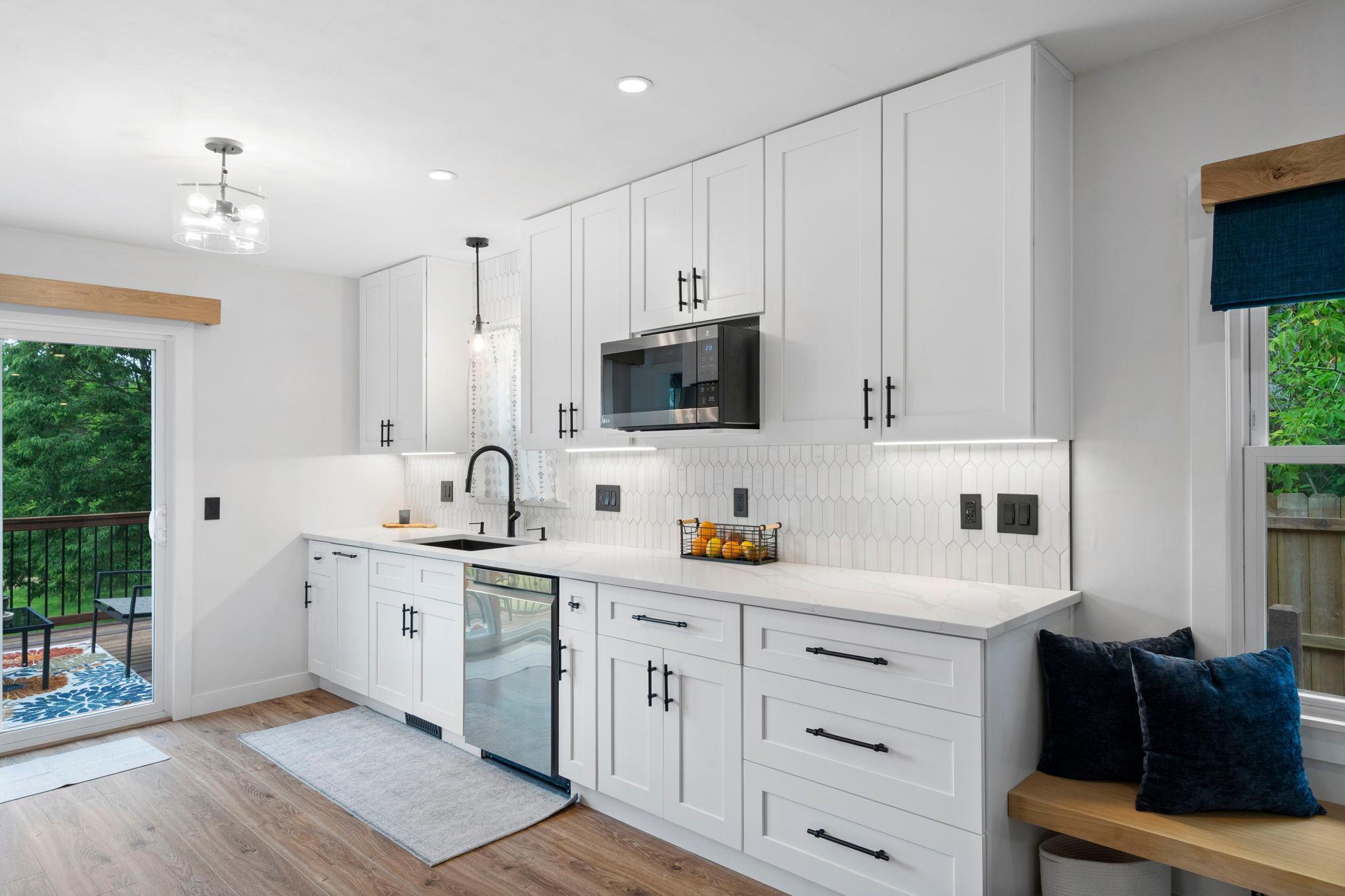615 Clarence Avenue