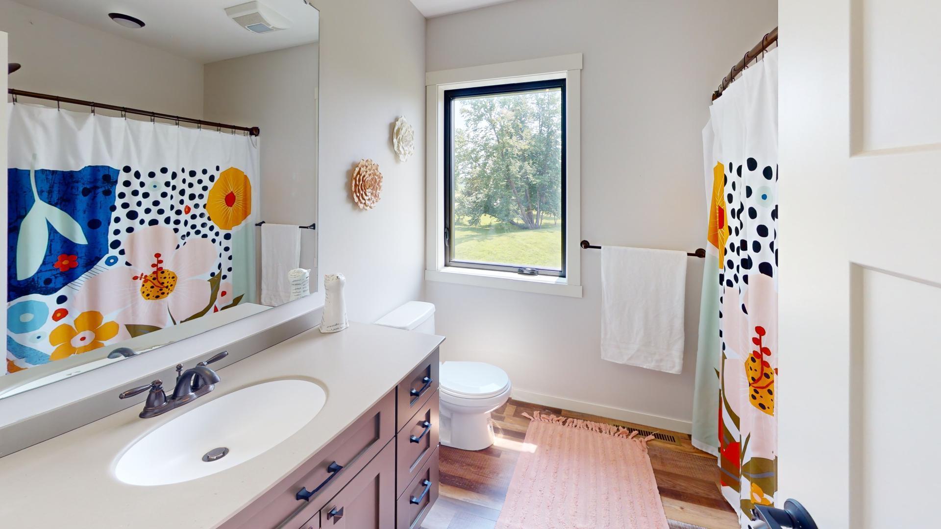 16580 Pleasant Valley Road