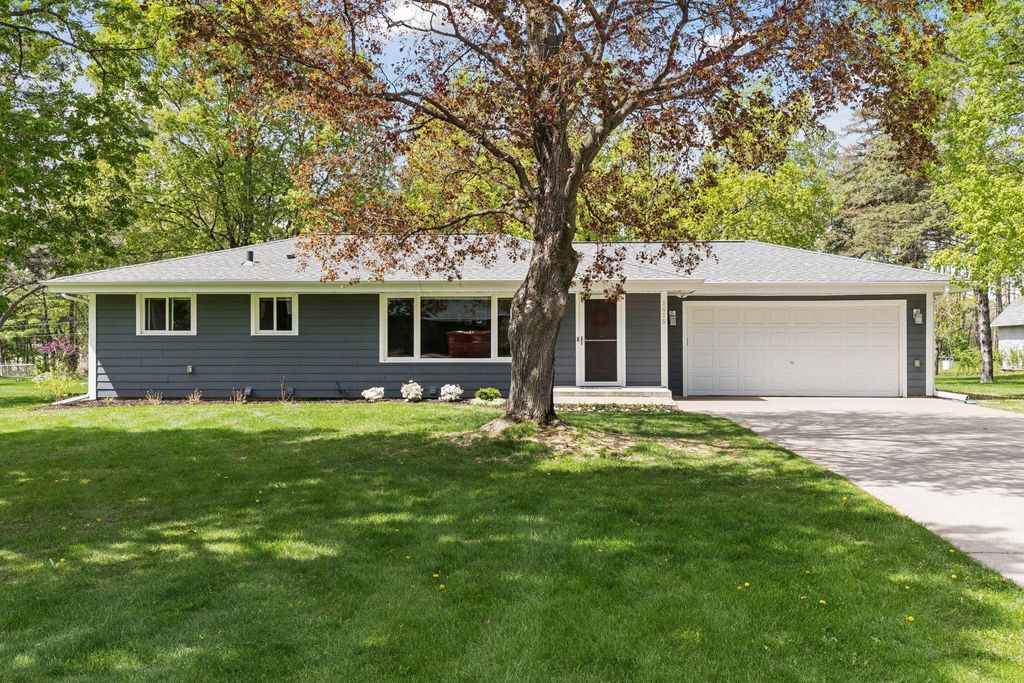 Photo of 1615 Garland Lane N, Plymouth, MN 55447 (MLS # 6813470)