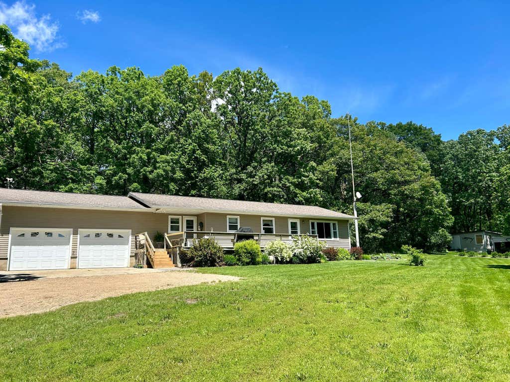 Photo of 61891 Leaf River Road, Bluffton Twp, MN 56482 (MLS # 6535856)