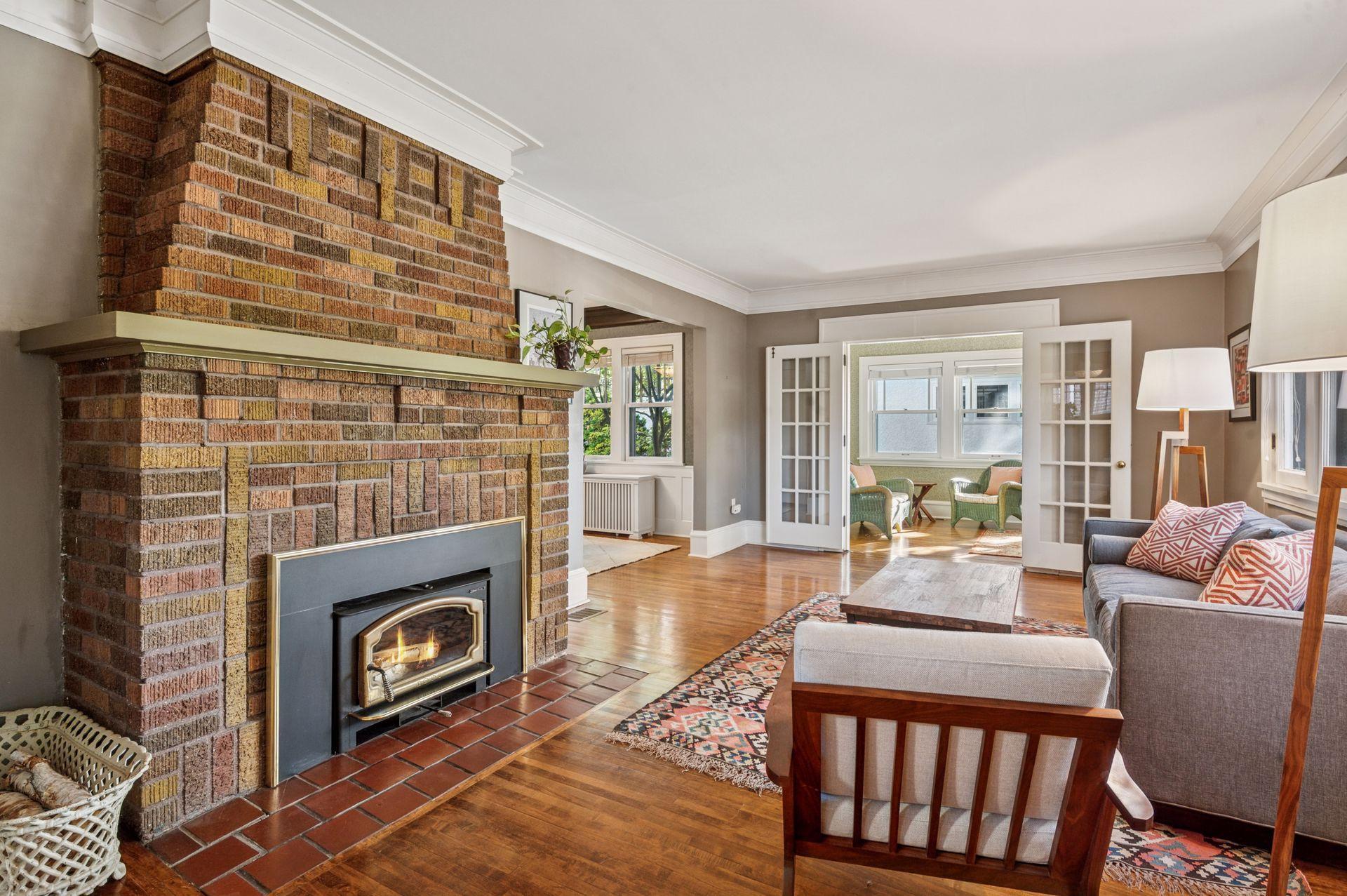 5051 Garfield Avenue