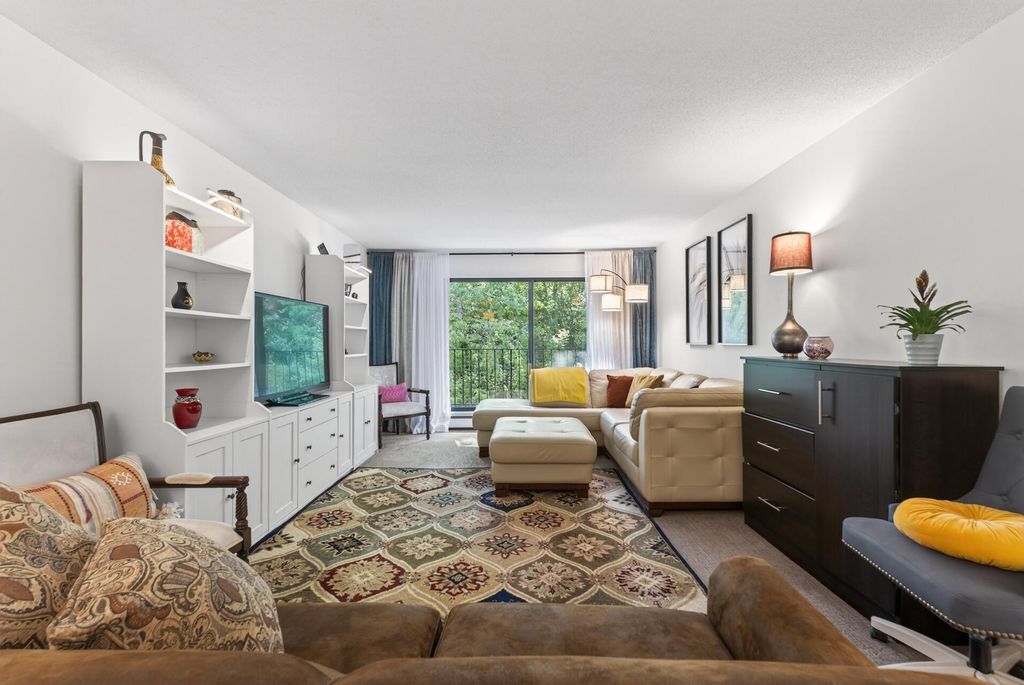 Photo of 215 Barry Avenue S #216, Wayzata, MN 55391 (MLS # 7079071)
