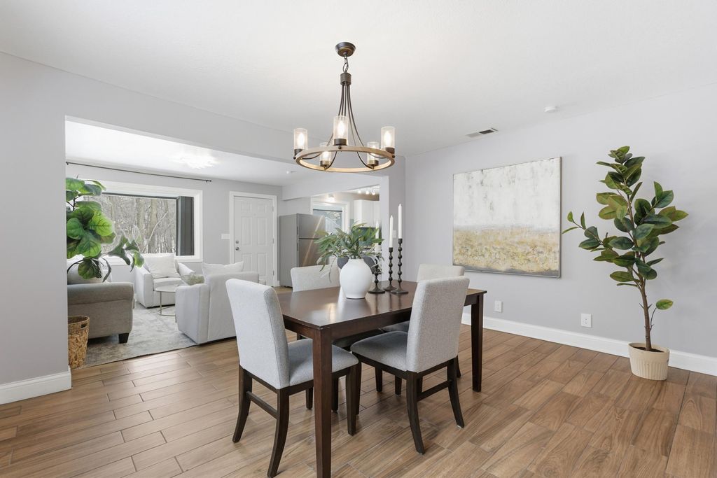 Photo of 115 Glenmar Avenue, Mahtomedi, MN 55115 (MLS # 7001836)