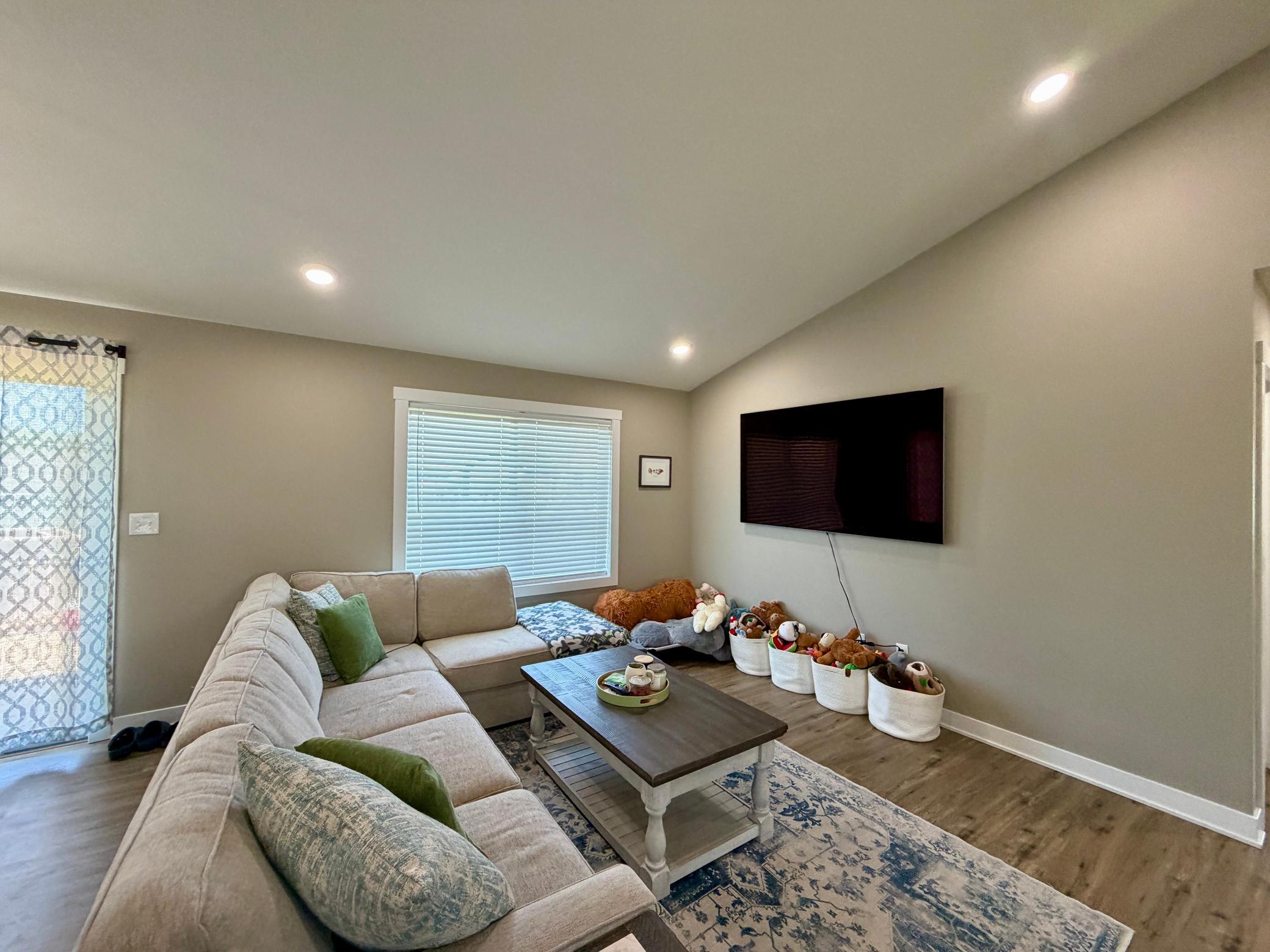 1805 12th Avenue NE