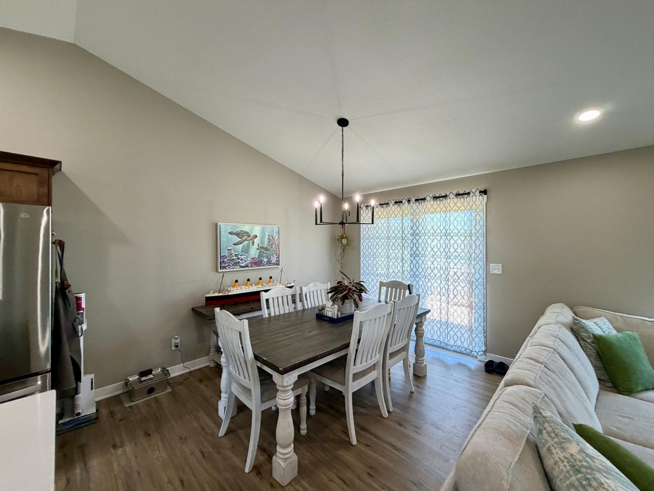 1805 12th Avenue NE