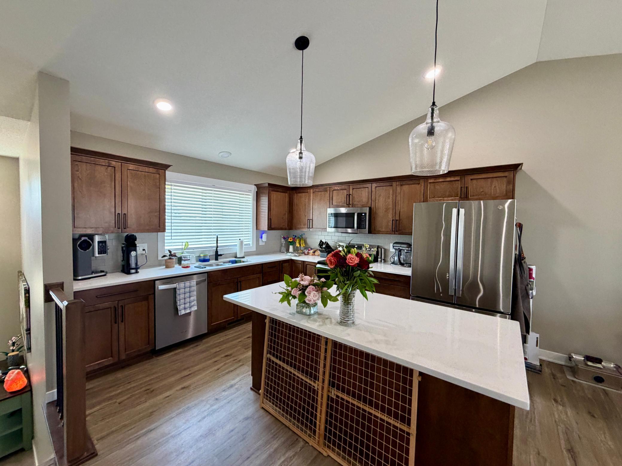 1805 12th Avenue NE