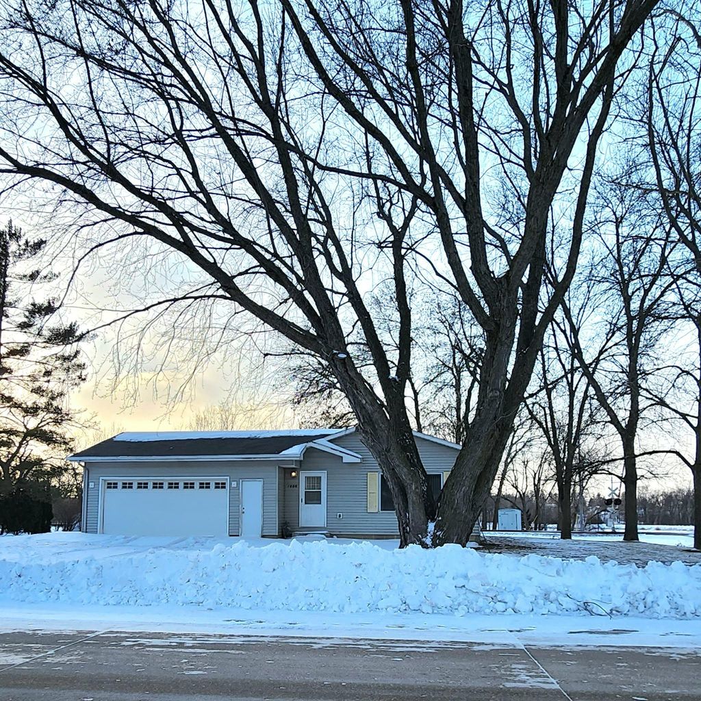Photo of 1600 Mosher Avenue, Owatonna, MN 55060 (MLS # 7012448)