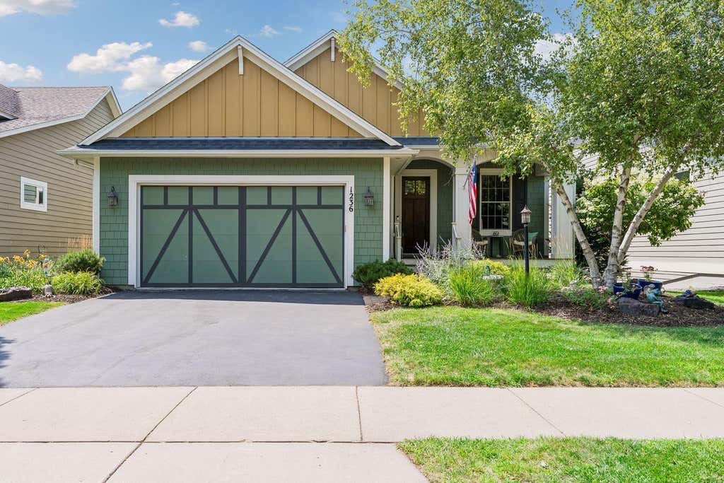 Photo of 1236 Lakemoor Drive, Woodbury, MN 55129 (MLS # 7126750)