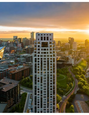1111 W RIVER PKWY UNIT 34B, MINNEAPOLIS, MN 55415 - Image af4abcfc38e7ec67faefb3902a3a7adc/1923833174