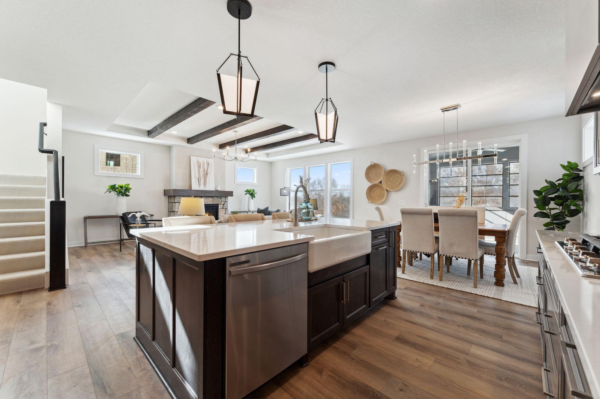 3644 Knightsbridge Lane