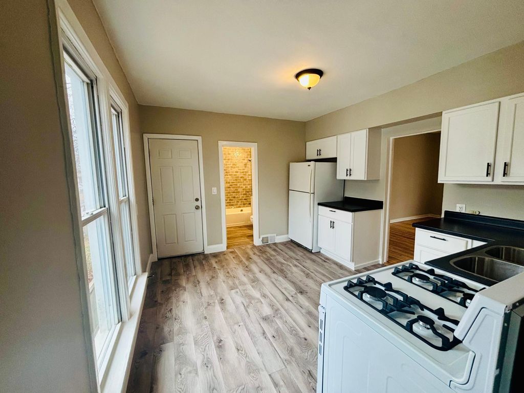 Photo of 2921 33rd Avenue S, Minneapolis, MN 55406 (MLS # 7009010)