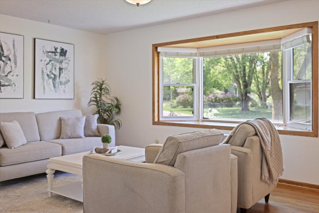 Photo of 6975 Upper 164th Street W, Rosemount, MN 55068 (MLS # 7039214)