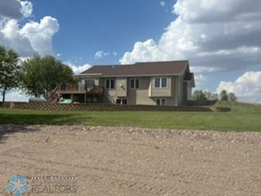 Photo of 13902 87th Street SE, Milnor, ND 58060 (MLS # 6722324)