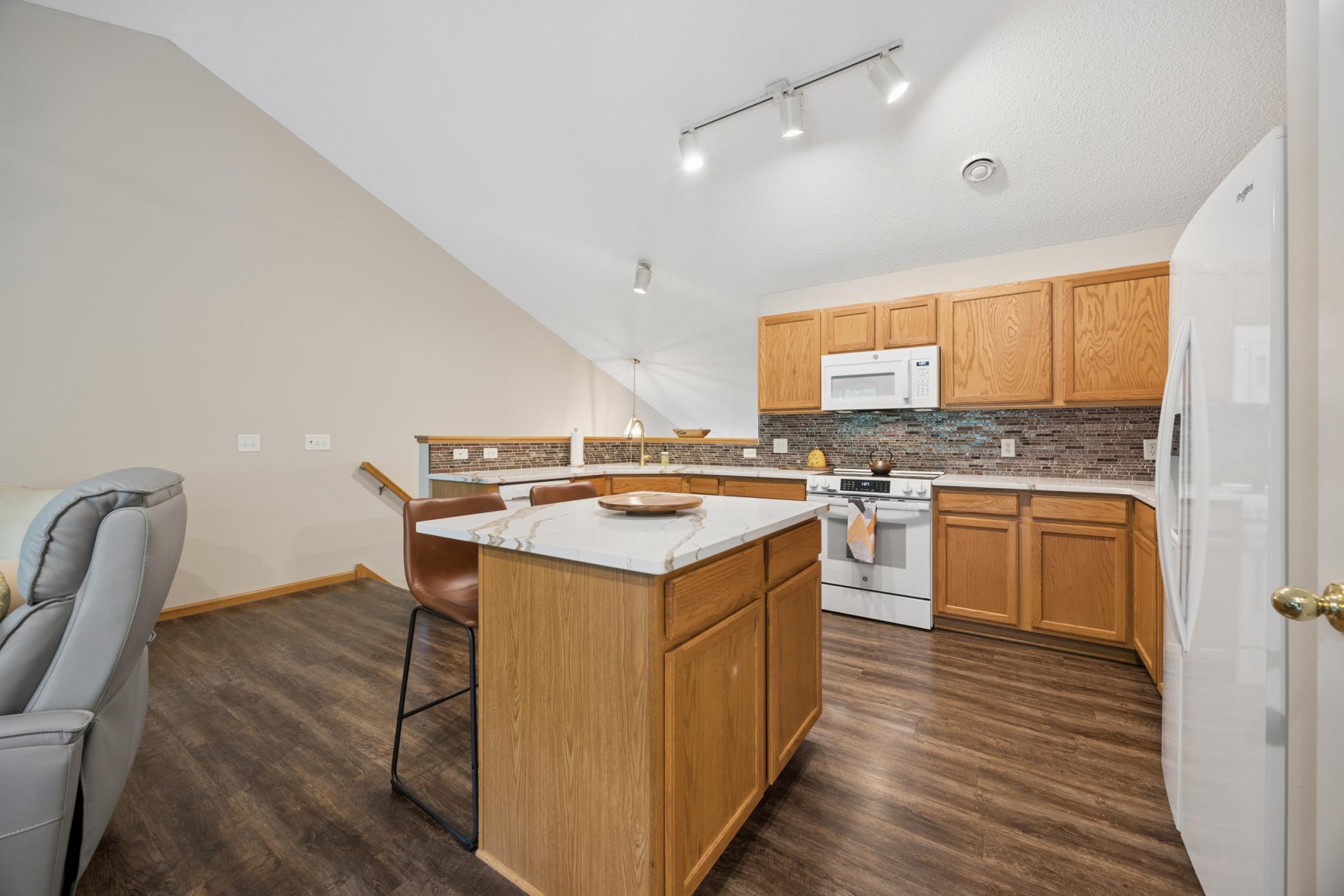210 Heritage Lane