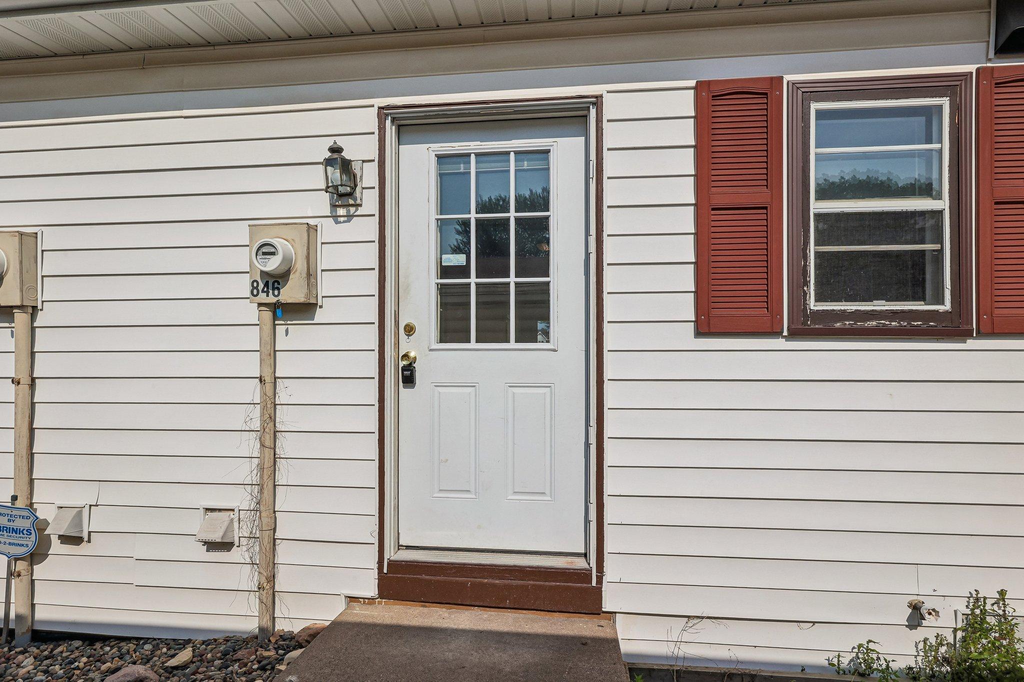 846 Woodgate Drive 213