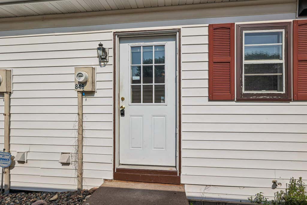 Photo of 846 Woodgate Drive #213, Vadnais Heights, MN 55127 (MLS # 7113419)
