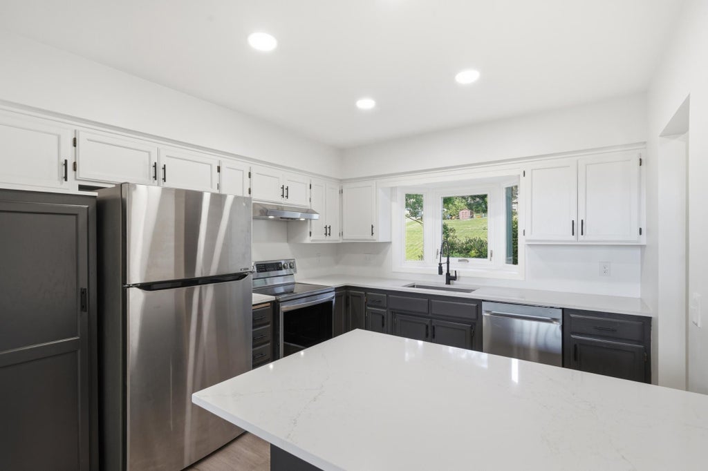 Photo of 5710 Jenni Lane, Saint Paul, MN 55110 (MLS # 7093880)