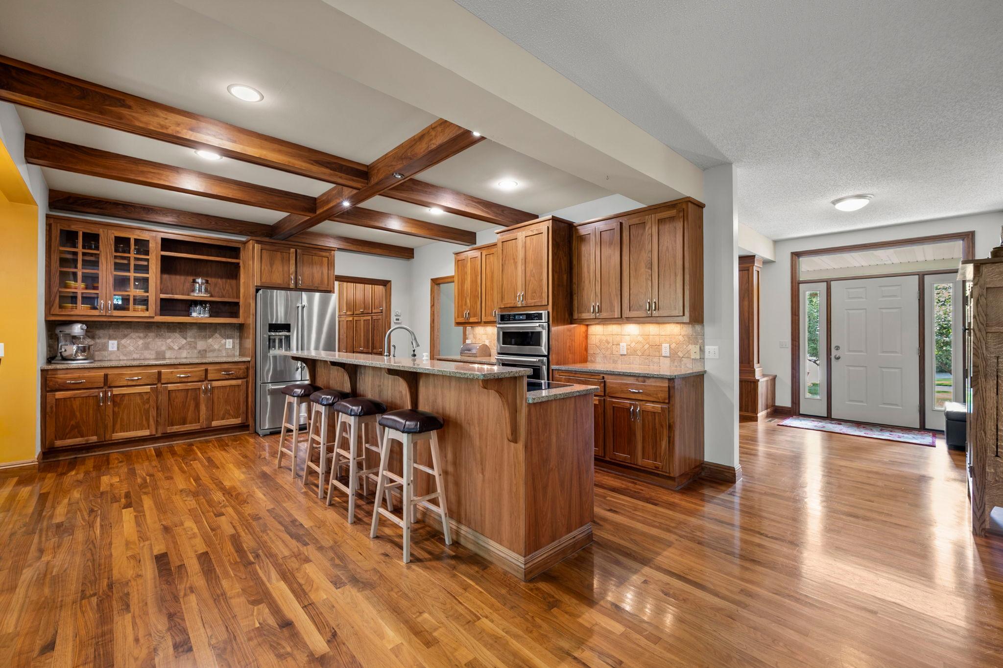 380 Sioux Lookout