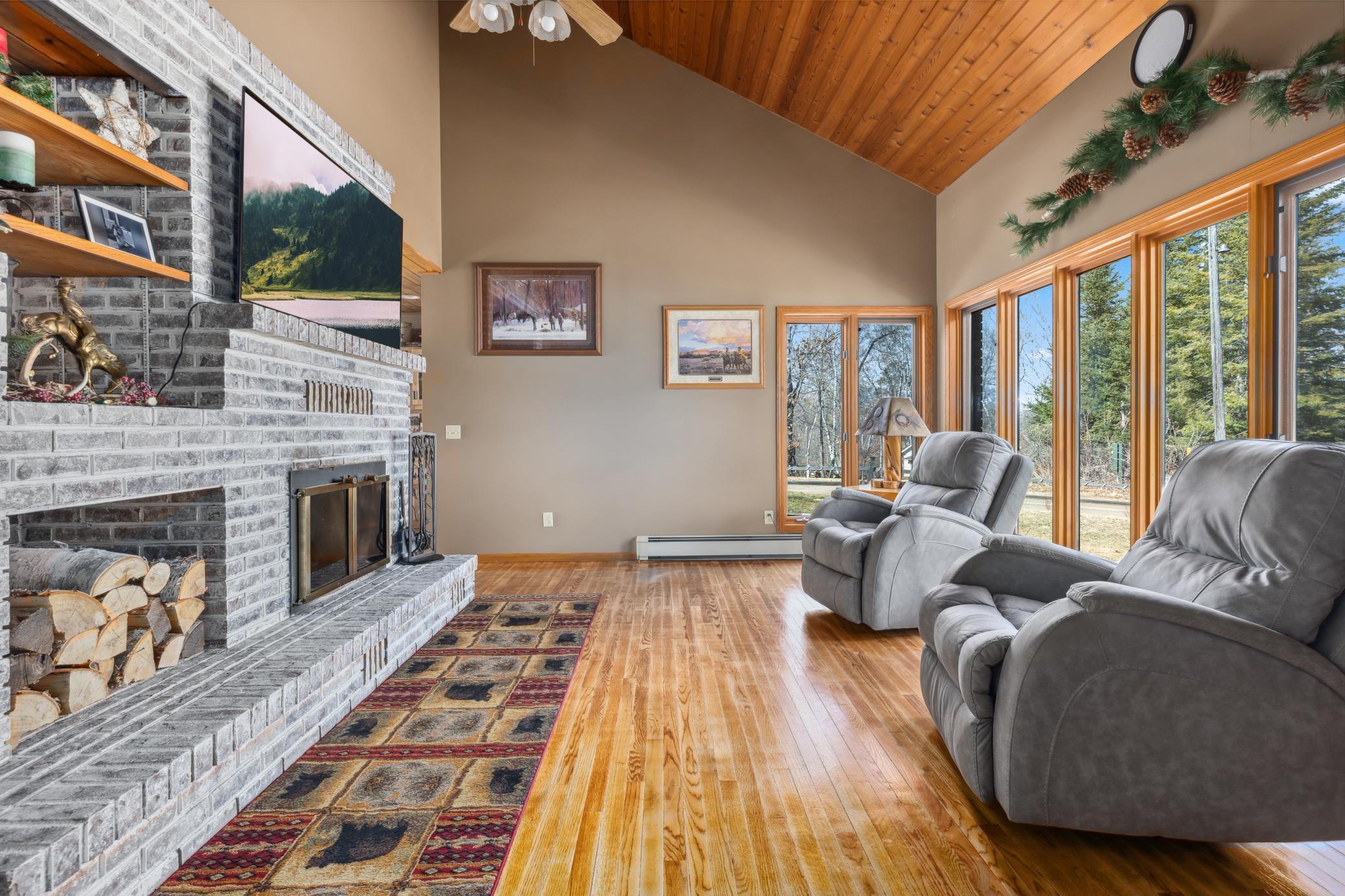 1378 Larrup Trail SW