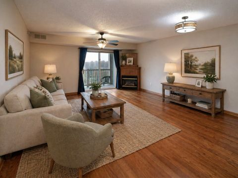 1321 Lake Drive W 302 Chanhassen MN 55317