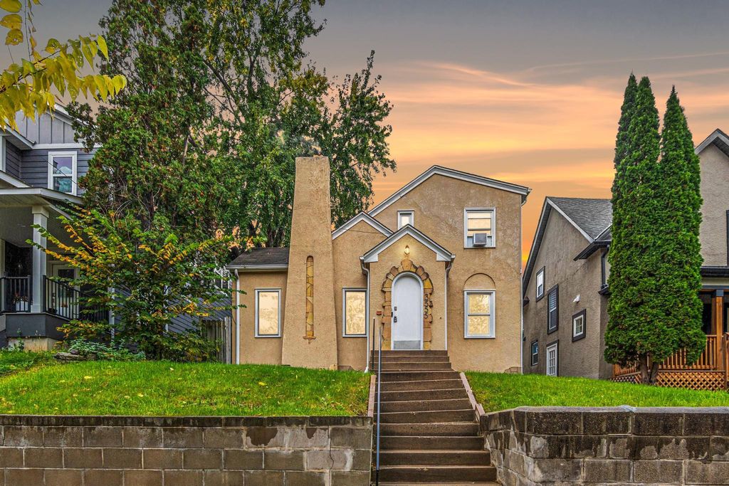 Photo of 3555 Dupont Avenue N, Minneapolis, MN 55412 (MLS # 6823338)