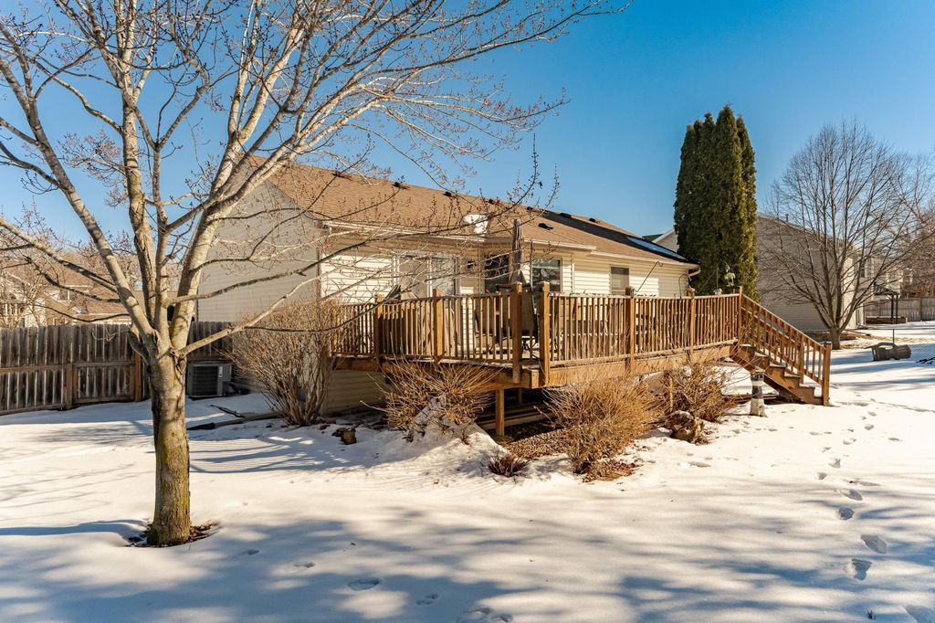 Photo of 5309 Nicklaus Drive NW, Rochester, MN 55901 (MLS # 7018286)