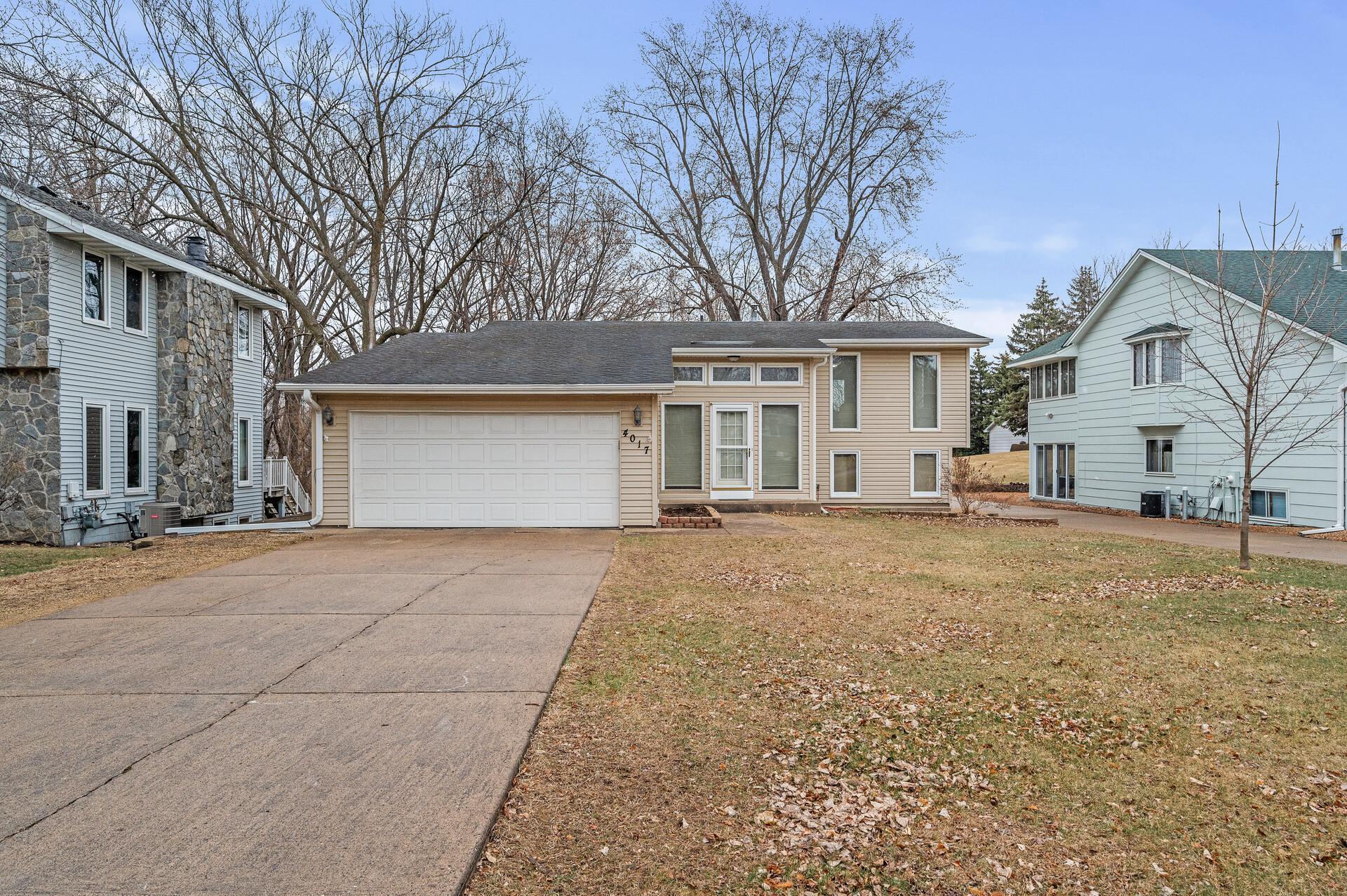 4017 Fordham Drive NE