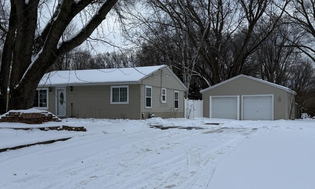 Photo of 17225 11th Avenue N, Minneapolis, MN 55447 (MLS # 6826683)