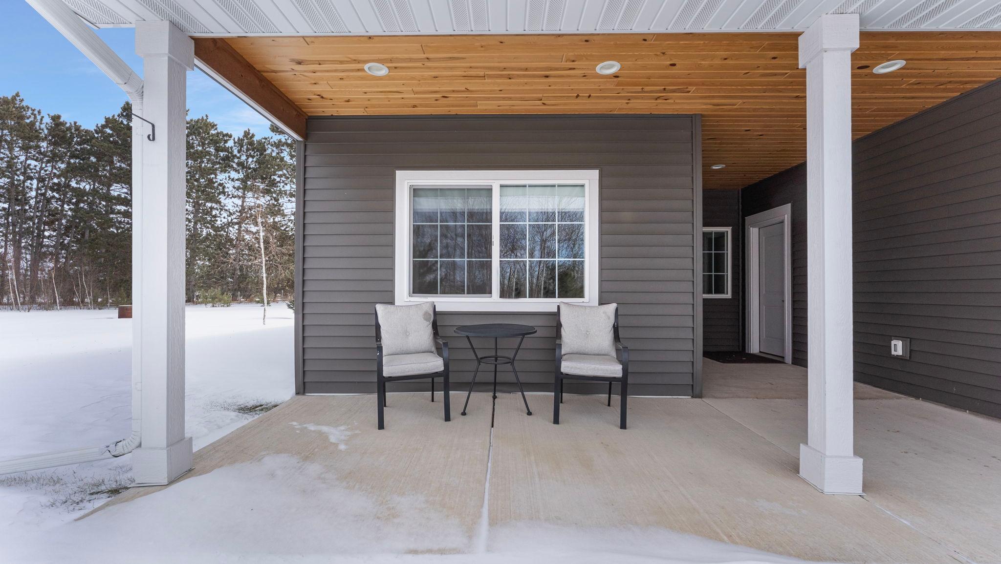 1400 Carriage Hill Drive