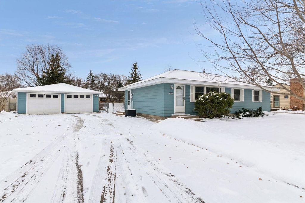 Photo of 1321 Prairie Street, Chaska, MN 55318 (MLS # 6786821)