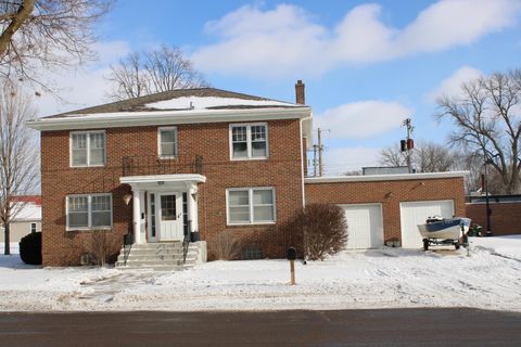 440 6th Street Lafayette MN 56054