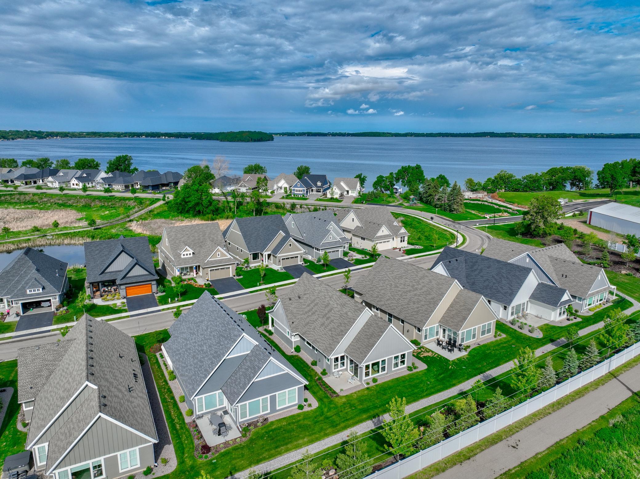 115 Lakeshore Circle