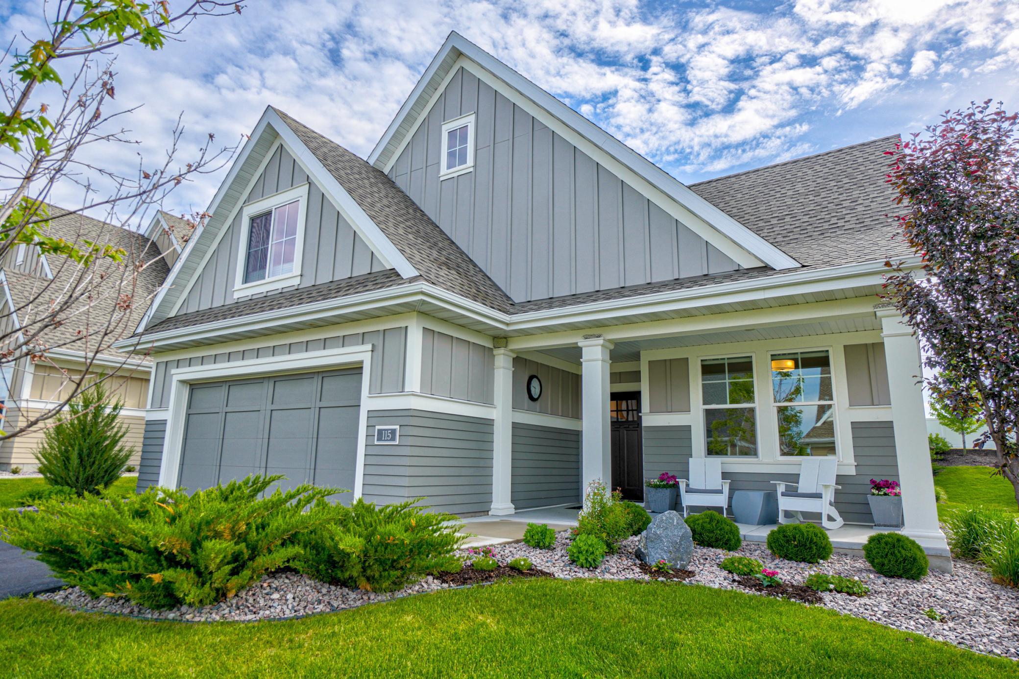 115 Lakeshore Circle